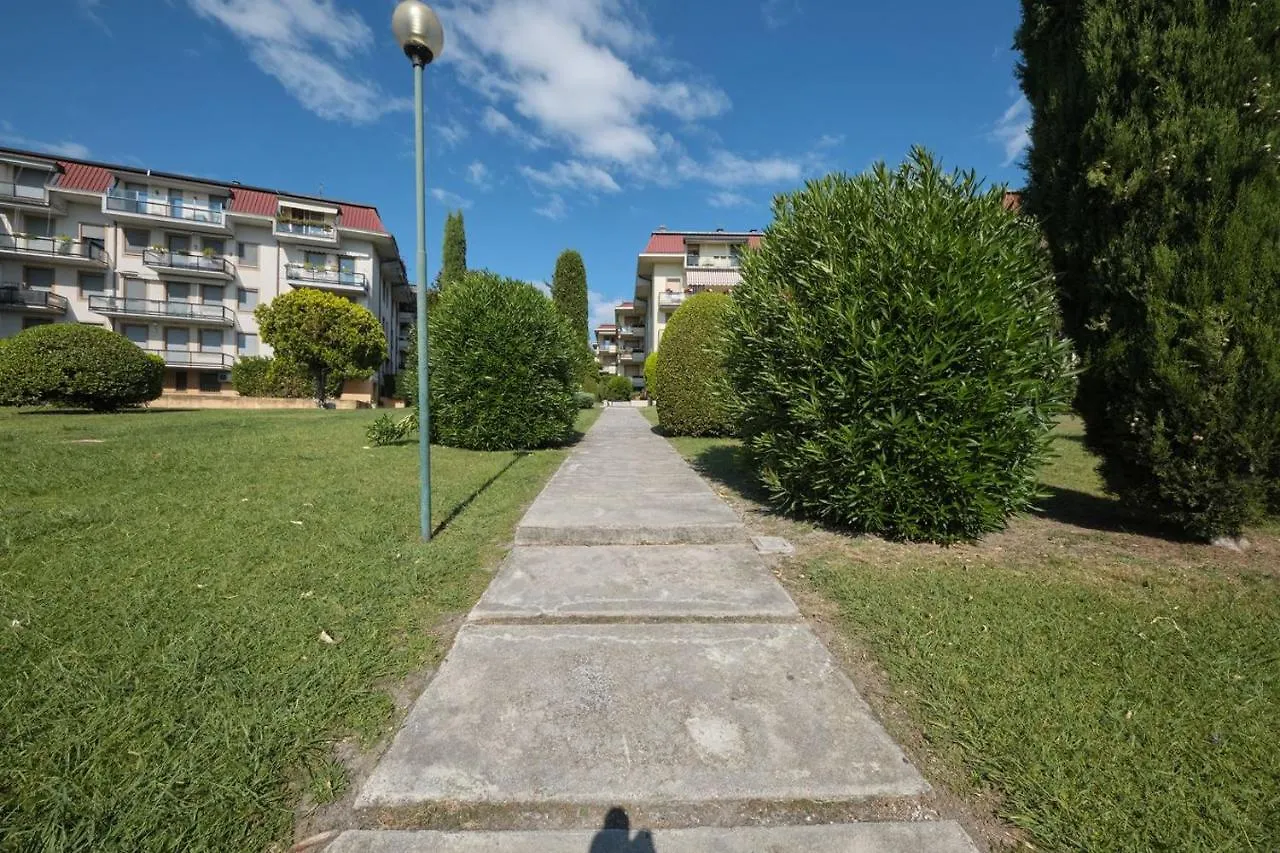 Floriana Apartment Desenzano del Garda