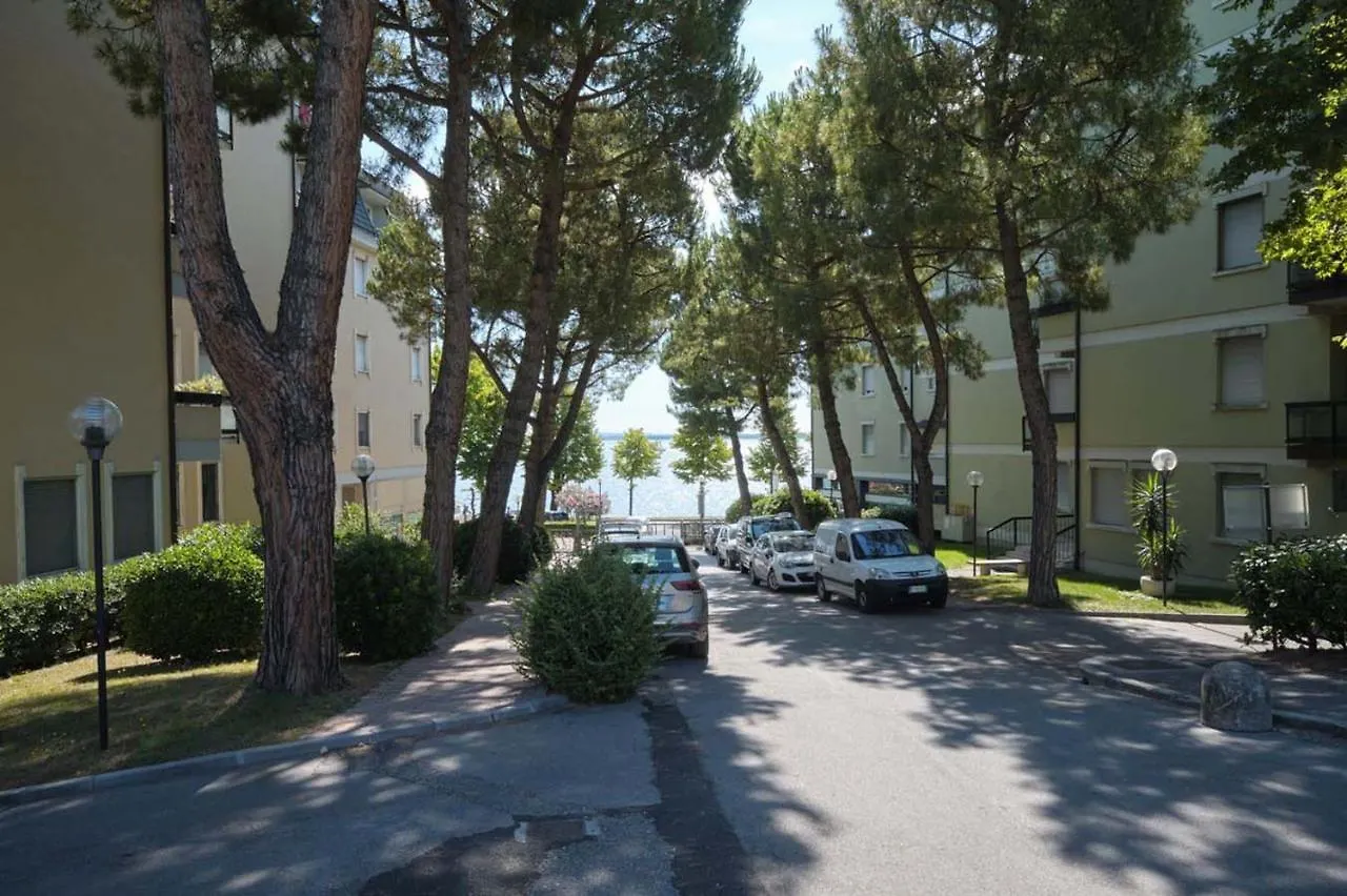 Floriana Apartment Desenzano del Garda
